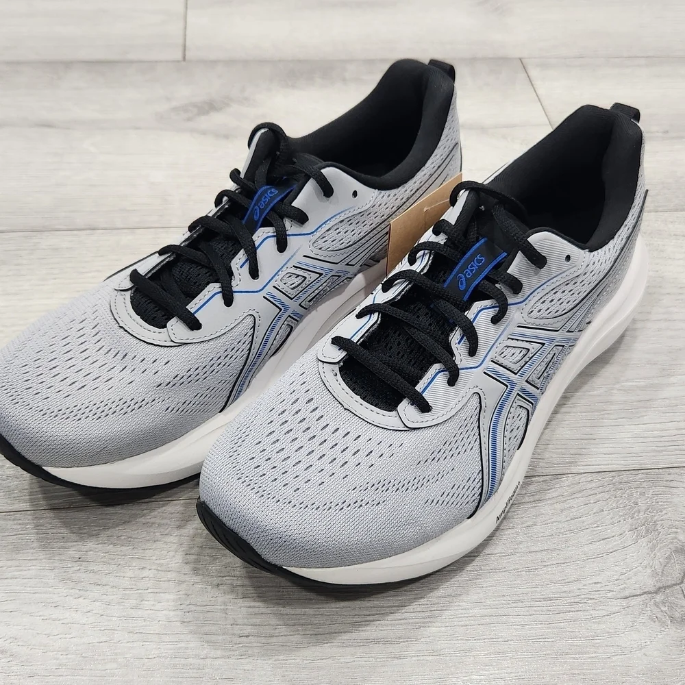Asics stylish running